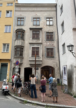 Ganserhaus mit Fassadenbemalung © Museum Wasserburg.