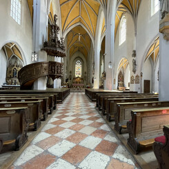 Blick zum Hochaltar in St. Jakob © Museum Wasserburg.