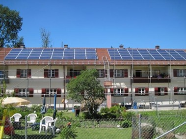 Strom vom Dach - Photovoltaik auf städtischen Wohngebäuden