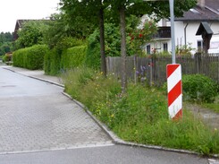 Verkehrsinsel an der Äußeren Lohe